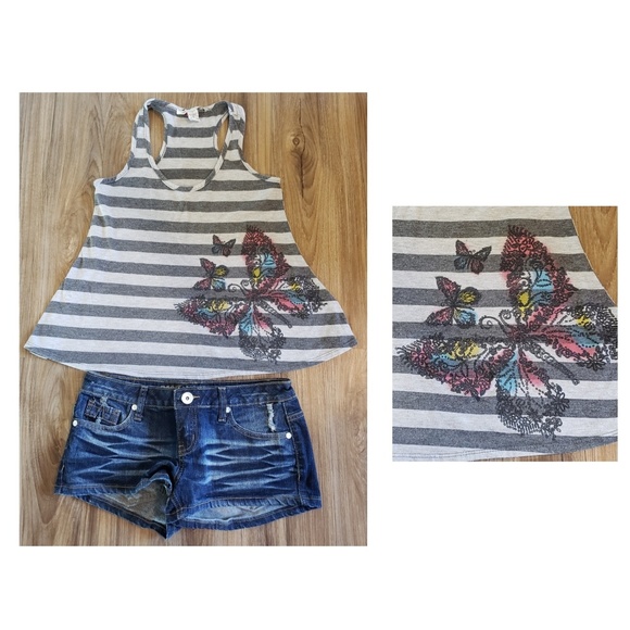 American Rag Tops - American Rag Butterfly stripped top